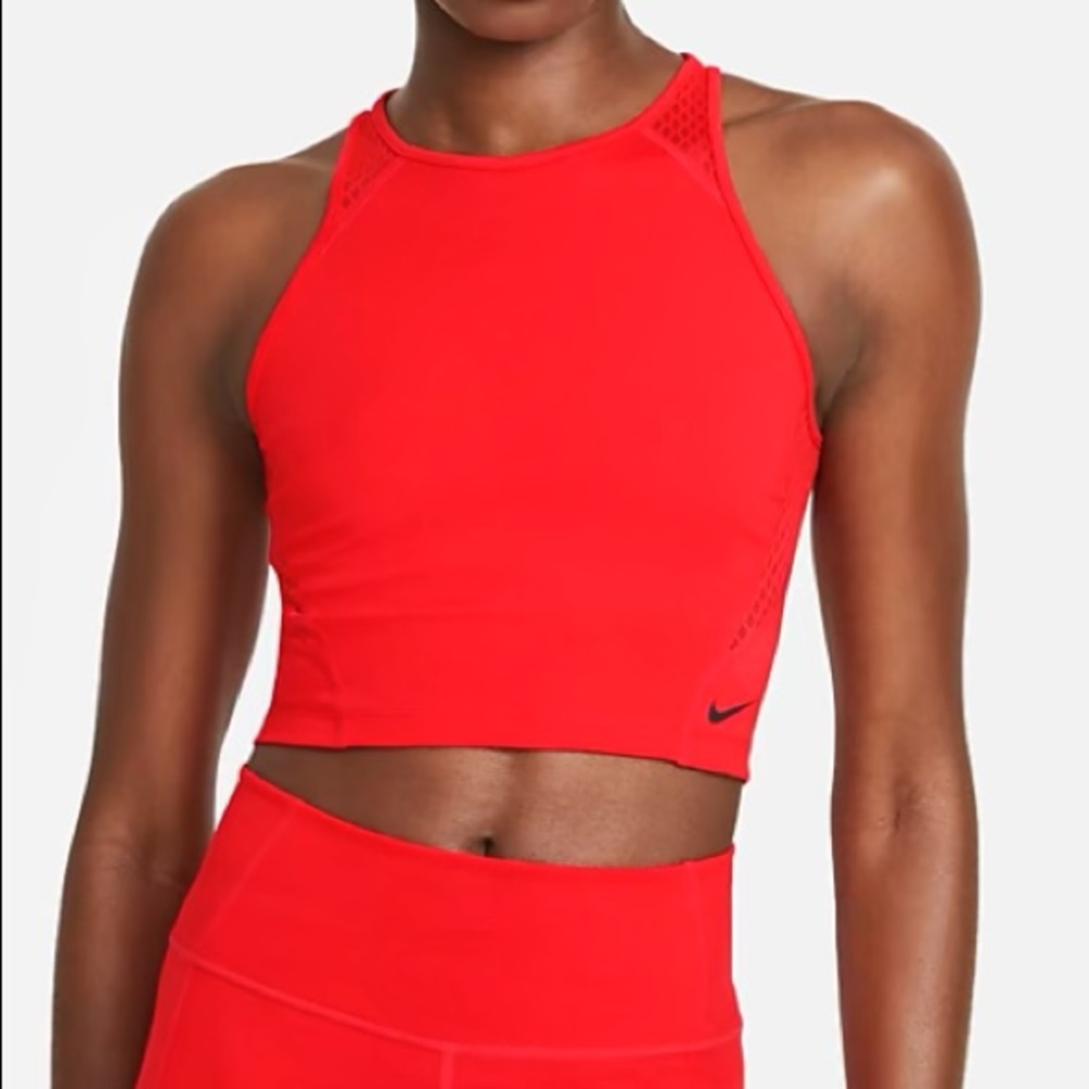 Nike Novelty women’s training crop